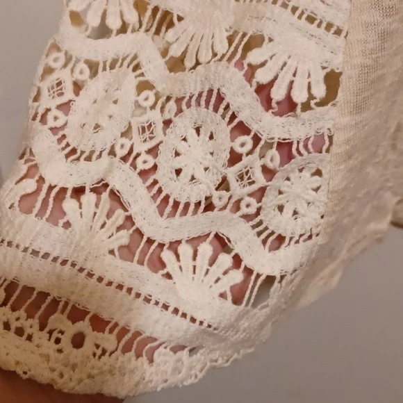 NWT - Adorable Rewind Lace Long Sleeve Top - Size XL - Picture 4 of 6